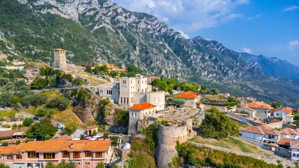 Γιατί να επισκεφθείτε την Αλβανία τον Νοέμβριο