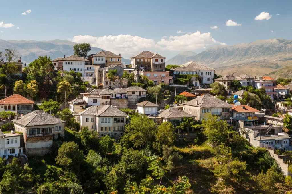 Čo robiť v Gjirokastre: Kompletný sprievodca po Kamennom meste